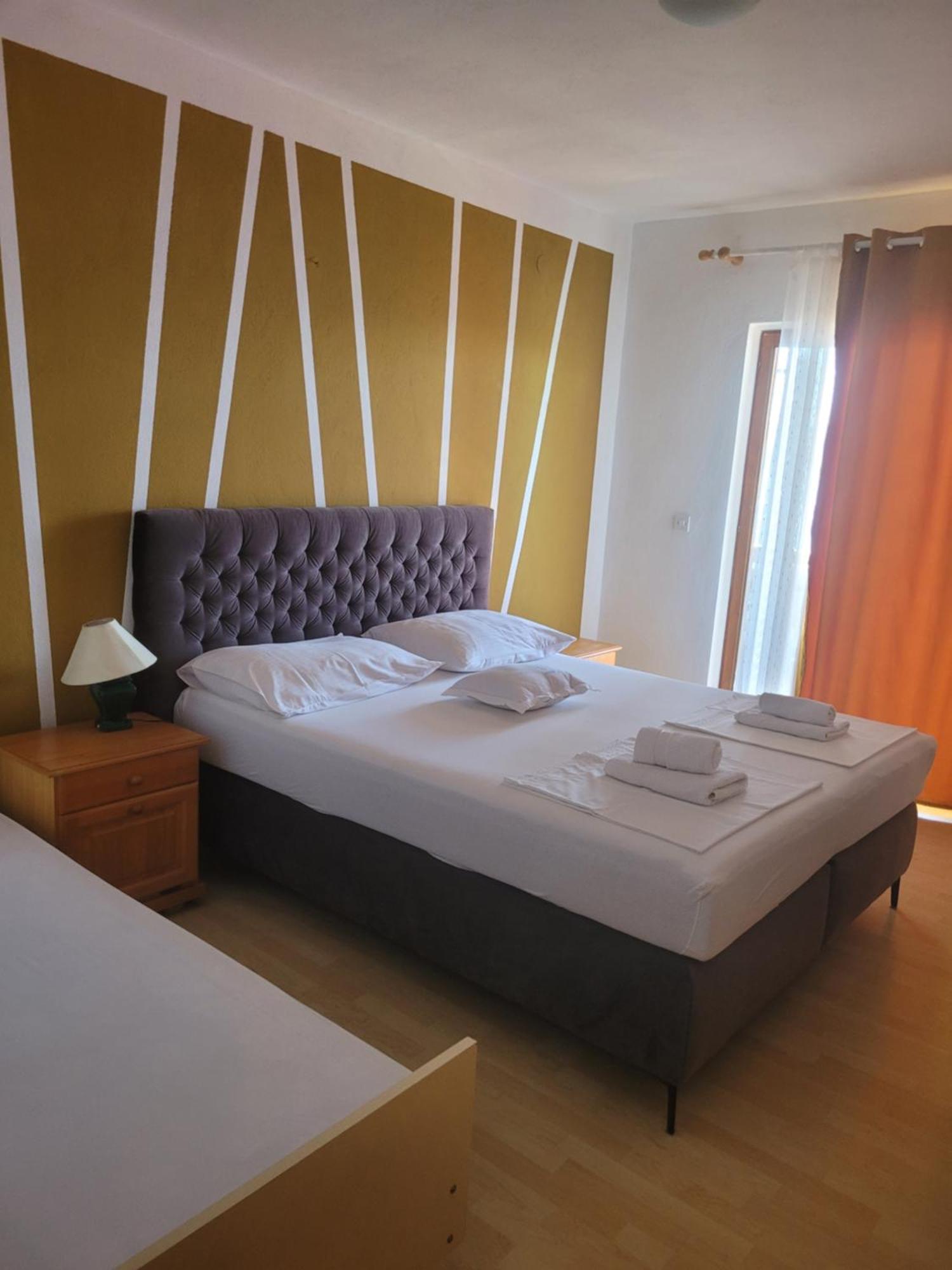 Apartments Coko Omiš Quarto foto