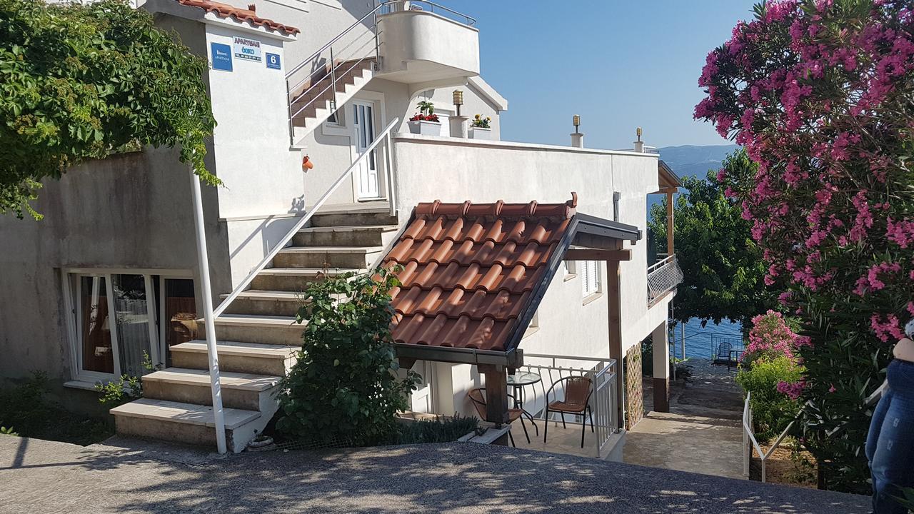 Apartments Coko Omiš Exterior foto